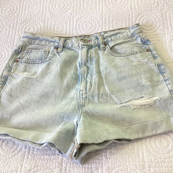 American Eagle Womens Size 6 Embroidered Distressed Denim Shorts Floral Pocket P - Picture 5 of 12